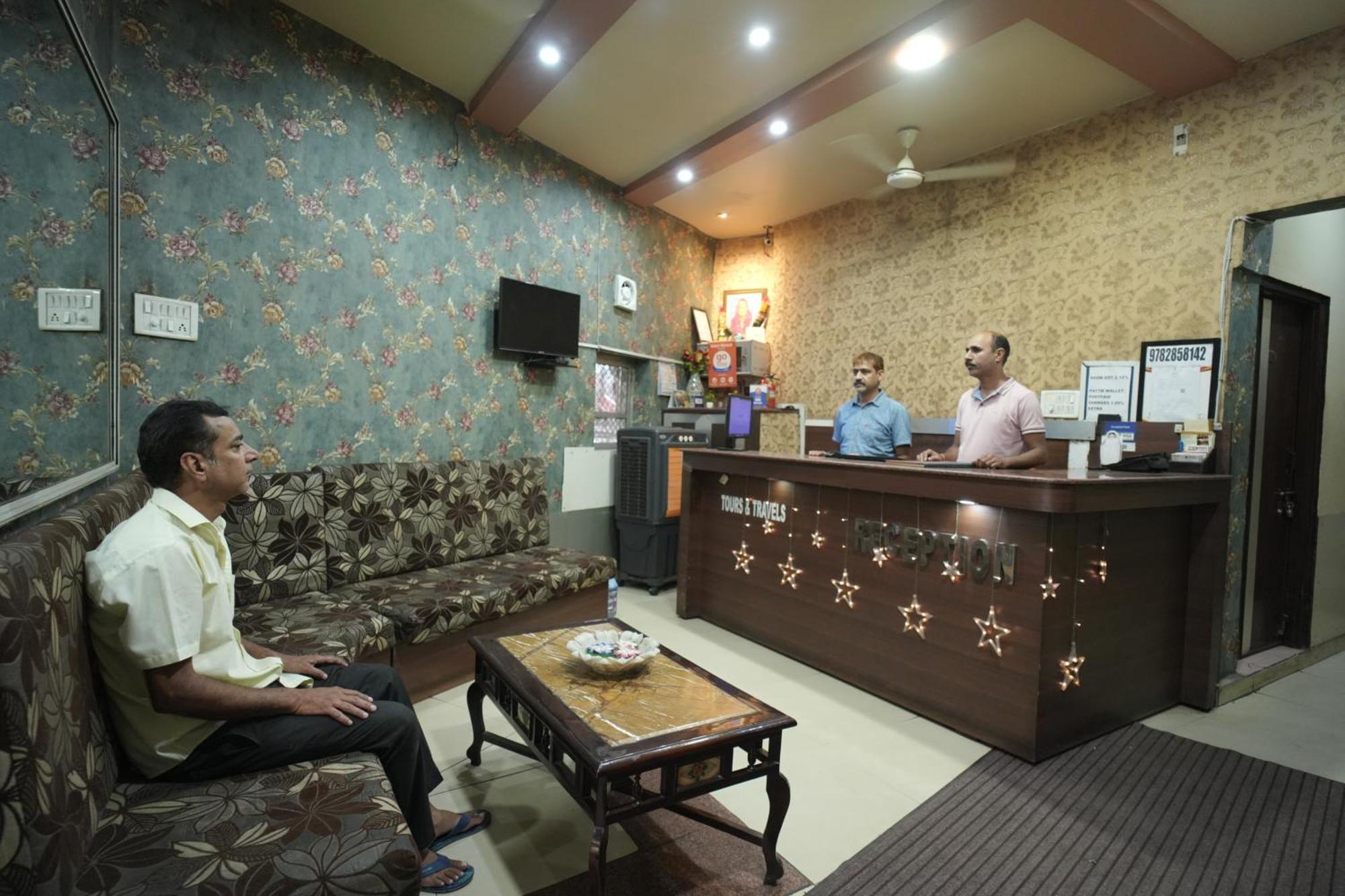 Mewar Hotel Jaipur Ngoại thất bức ảnh