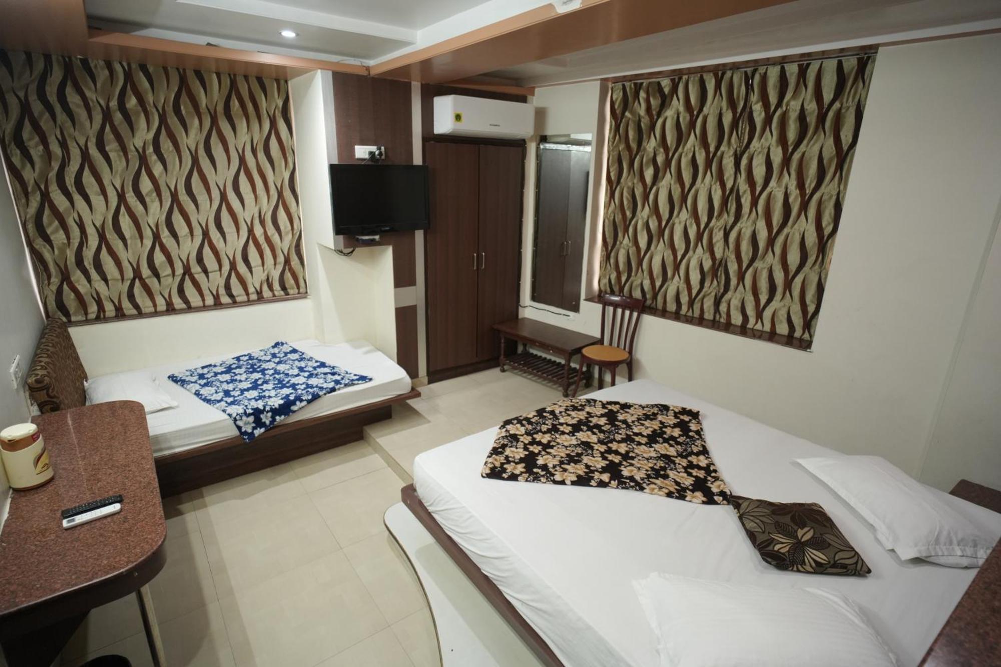 Mewar Hotel Jaipur Ngoại thất bức ảnh